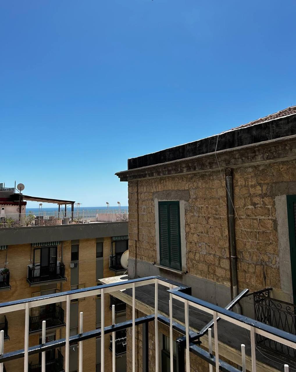 A Casa Di Roberta Apartman Salerno Kültér fotó